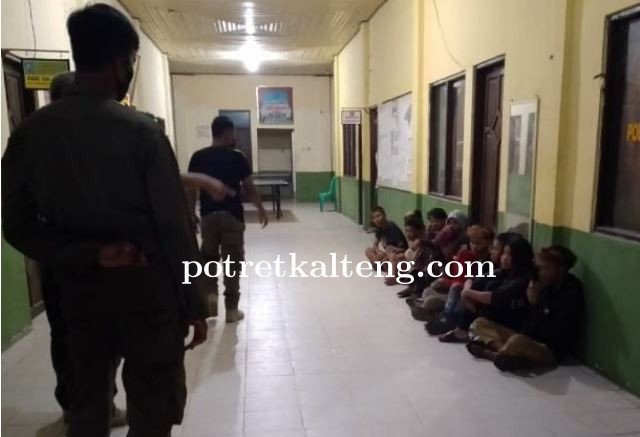 Bikin Resah Warga Kapuas, Anak Punk Diciduk Pol PP.