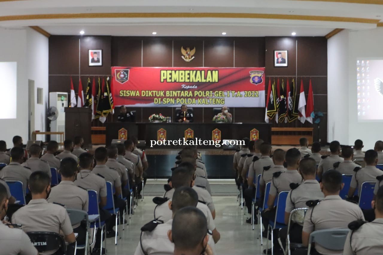 Mendekati Hari Pelantikan, Humas Polda Kalteng Berikan Arahan 184 Siswa SPN Untuk Bijak Bermedsos