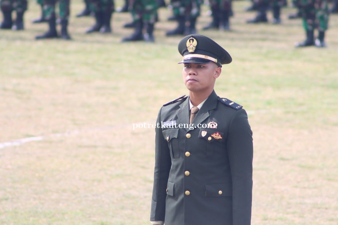 Putra Kalimantan Pimpin Pengucapan Sapta Marga di Tanah Papua