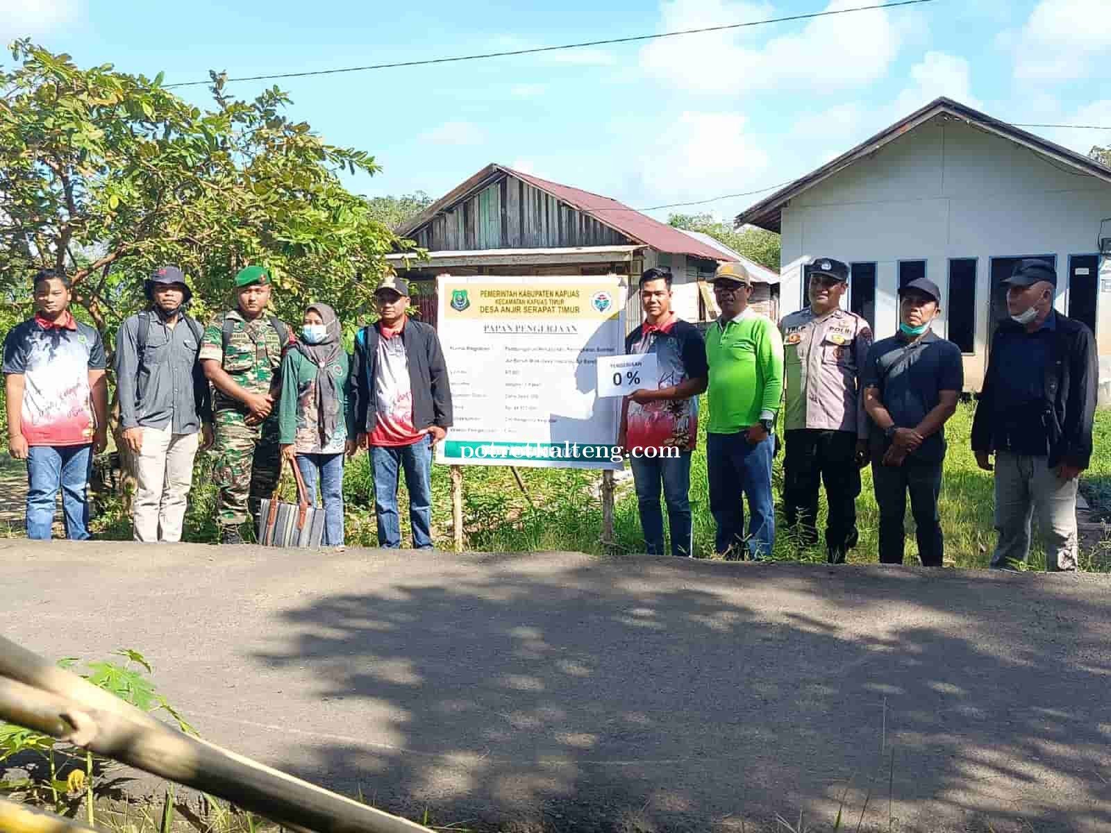 Pemerintah Desa Anjir Serapat Timur  bersama unsur Tripika Kapuas Timur melakukan Monev  0  Persen