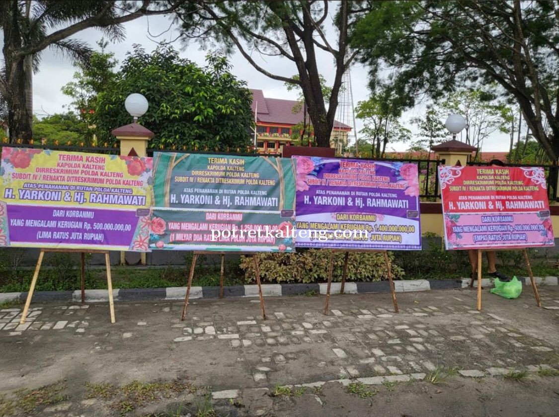Menarik Perhatian, Karangan Bunga Dari Korban Penipuan Penuhi Halaman Polda Kalteng