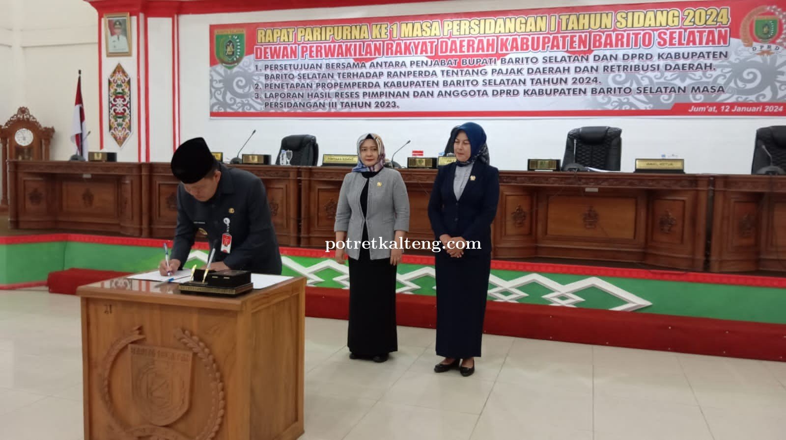 Rapat Paripurna Awal Tahun, DPRD dan Pemkab Barsel Setujui Ranperda Pajak Daerah