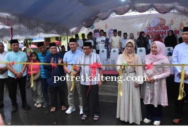 Pj Bupati Kapuas Reski Buka Pasar Ramadhan