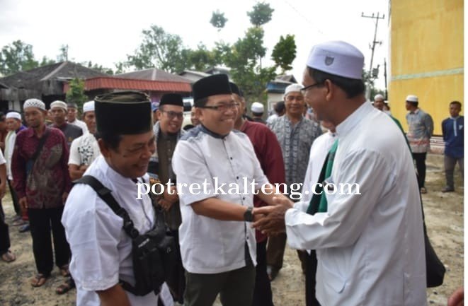 Warga Pulau Kupang Antusias Ikuti Safari Ramadhan Yang Digelar Pemkab Kapuas