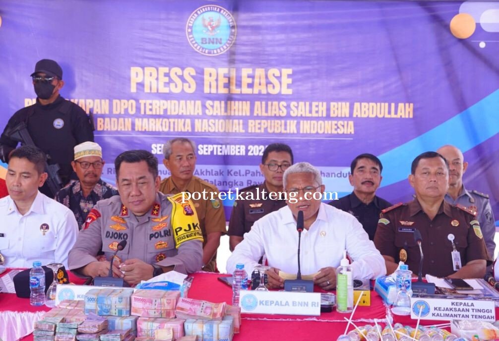 Kepala Badan Kesbangpol Kalteng Hadiri Press Release Penangkapan DPO Terpidana oleh BNN RI