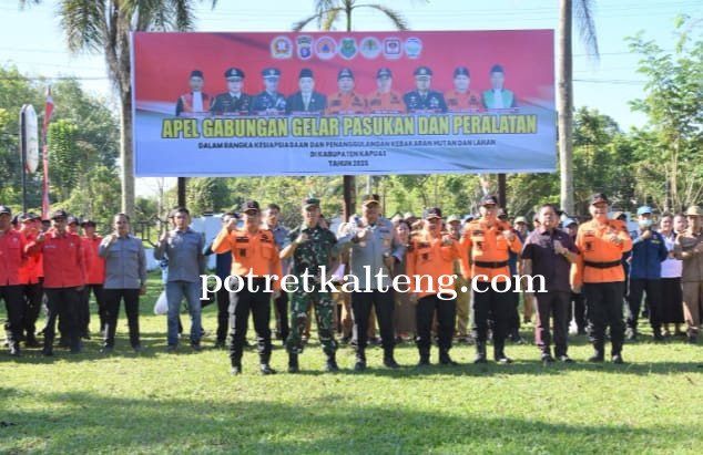 Pemkab Kapuas Gelar Apel Gabungan Siaga Karhutla, Tinjau Langsung Kesiapan Peralatan
