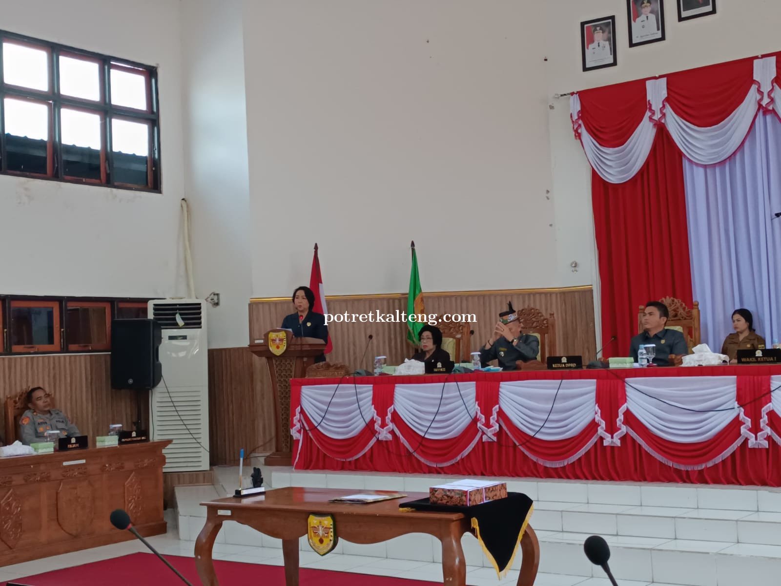 DPRD Gunung Mas Tunda Persetujuan Bersama Dua Buah Raperda
