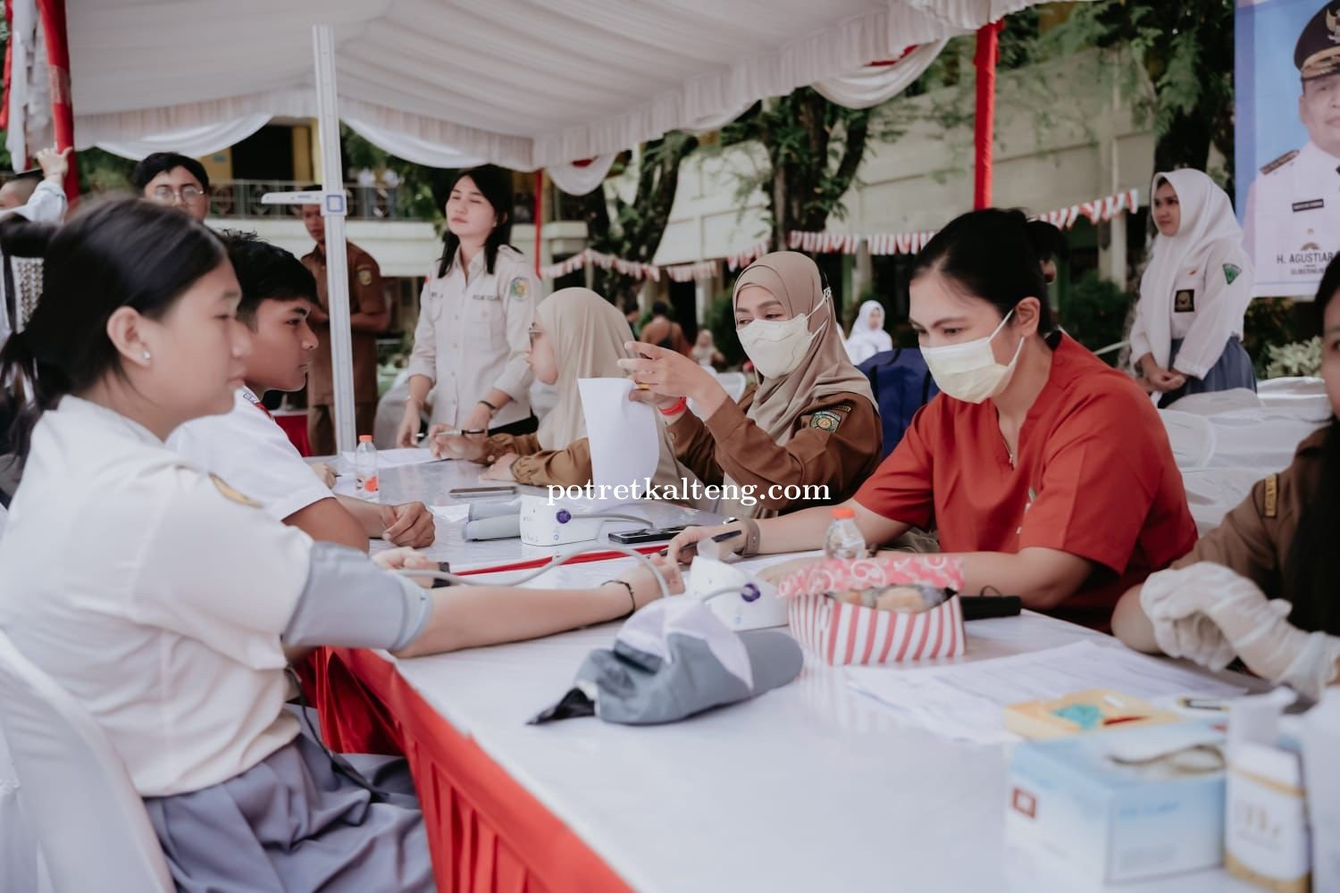 Pemprov Kalteng Hadirkan Cek Kesehatan Gratis untuk Pelajar, Gubernur Agustiar Sabran Kunjungi SMAN