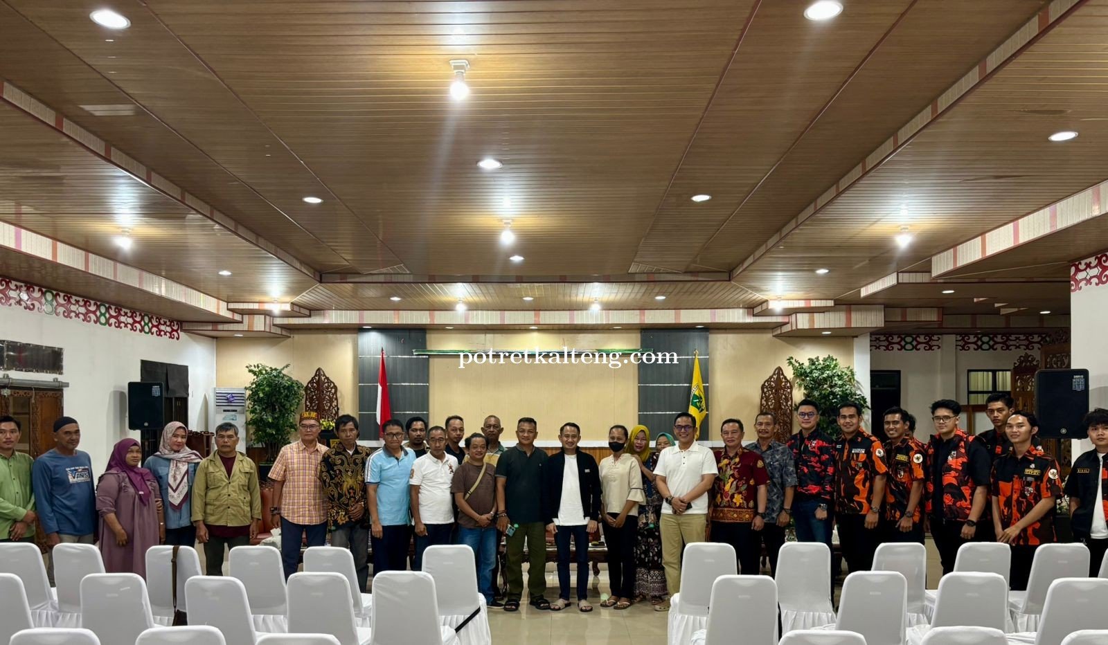 PW SAPMA Pemuda Pancasila Kalteng Dampingi Pedagang Malam Audiensi dengan Wali Kota Palangka Raya