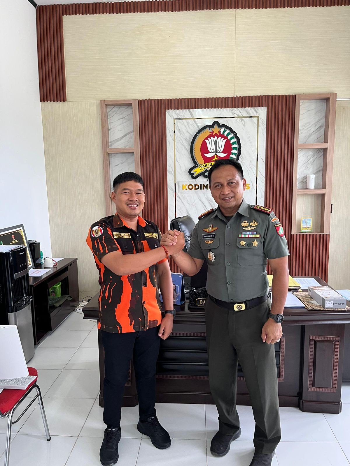 Perkuat Sinergi TNI dan Pemuda, Dandim 1018/Gunung Mas Sambut Kunjungan SAPMA PP