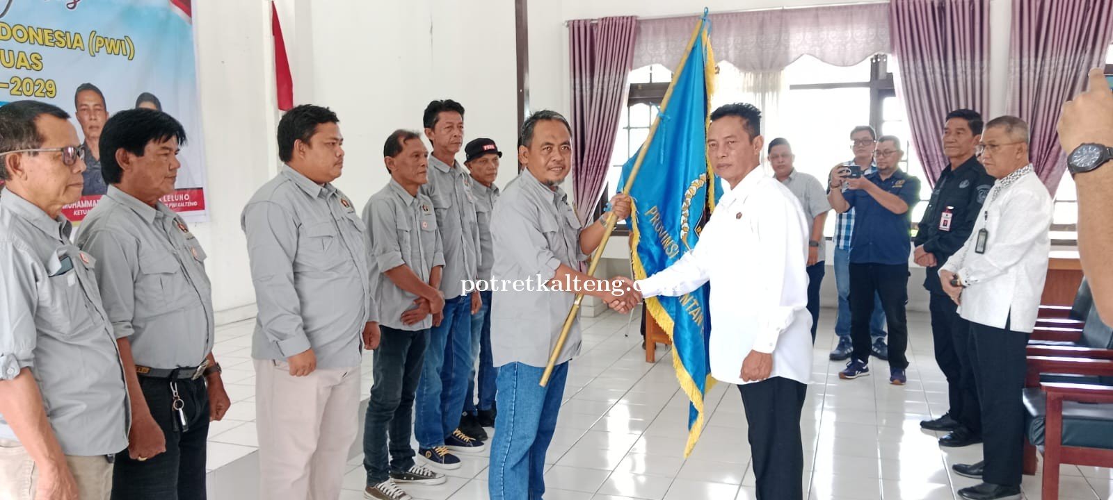 Pengurus PWI Kapuas 2026–2029 Dilantik, Diminta Jaga Marwah Organisasi