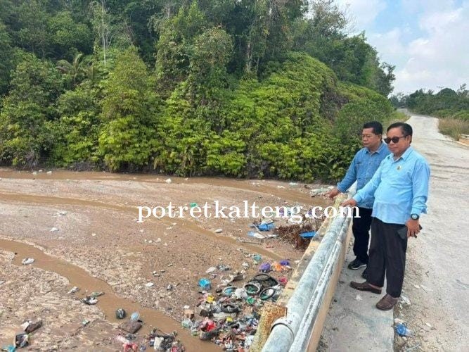 DPRD Gunung Mas Soroti Sungai Dipenuhi Sampah