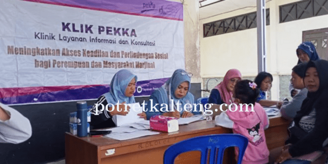 Antusias Warga Petuk Katimpun Urus Adminduk Meski di Hari Libur
