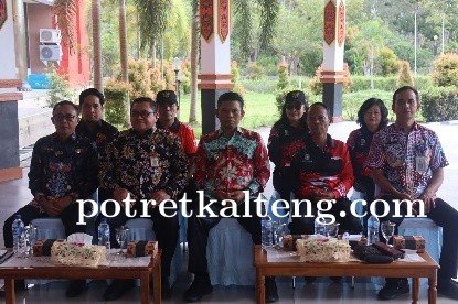 Wabup Katingan Lepas Kontingen Taekwondo dan Apresiasi Pemuda Pelopor di Momentum Sumpah Pemuda ke-9