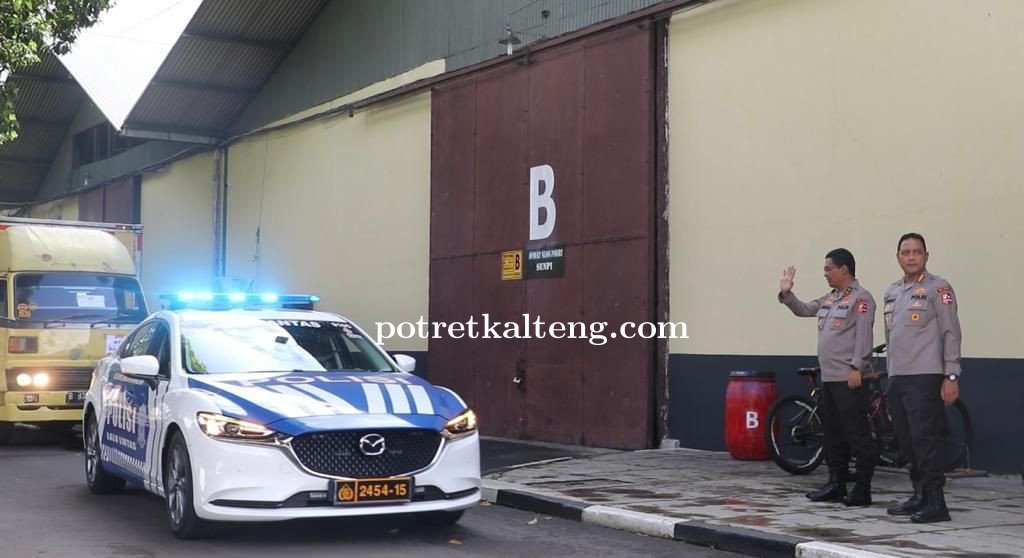 Kapolri Distribusikan 30 Ribu Paket Sembako Ke Wilayah Jakarta, Banten dan Jabar