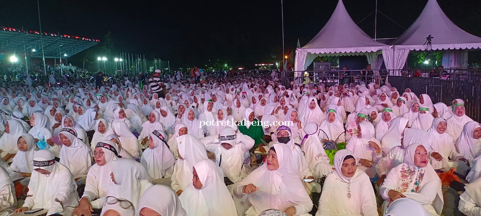 Ribuan Jamaah Banjiri Sholawat Bersama Al Habib Syech bin Abdul Qadir Assegaf
