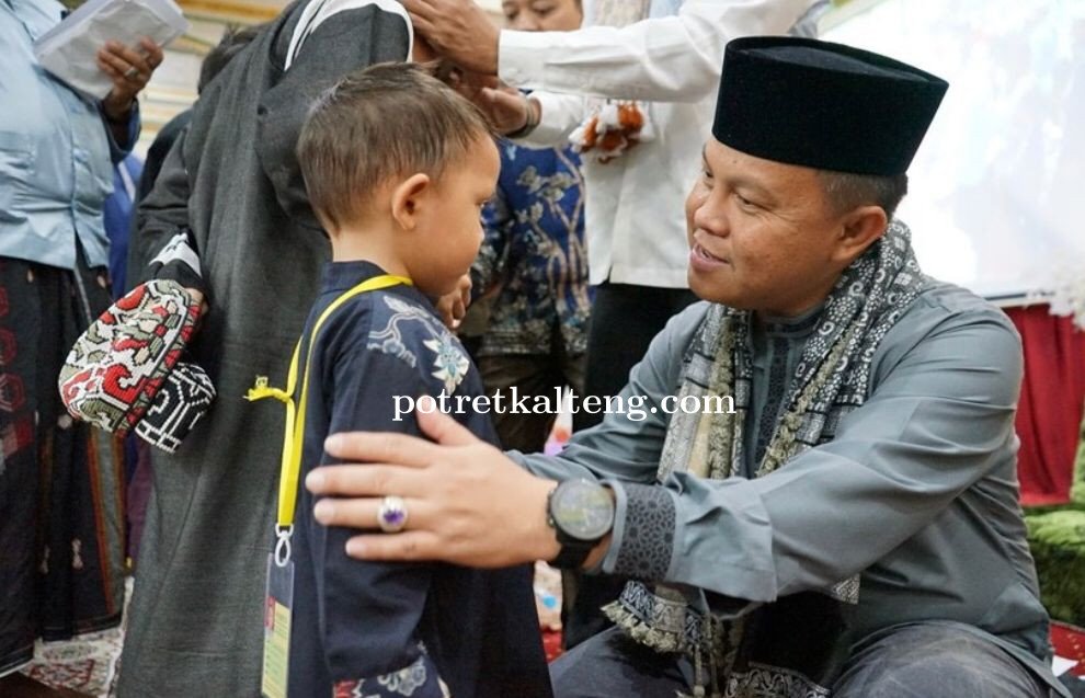 Moment Hari Anak Yatim Sedunia, Pj Bupati Barsel Telankan Untuk Berbagi Berkah