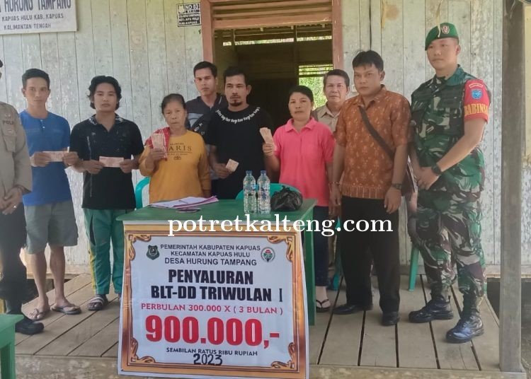 Pemdes Hurtam Salurkan BLT-DD , Libatkan Aparat TNI-Polri
